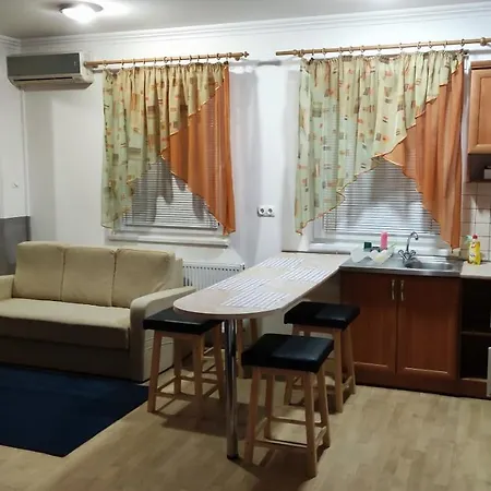 Ketto Ciprus Apartmán Hajdúszoboszló