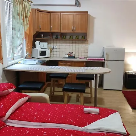 Ketto Ciprus Apartamento *